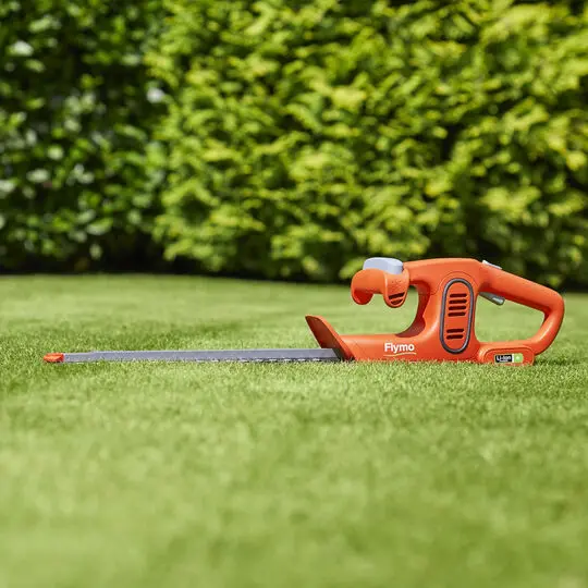 Flymo Simplicut Li Cordless Hedge Trimmer – Lightweight 18V Trim Tool 1